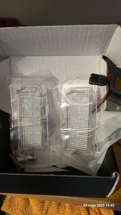 Oswietlenie tablicy rejestracyjnej cherokee kl jeep