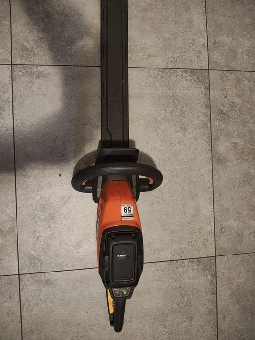 Nożyce do żywopłotu aklumatorowe Husqvarna