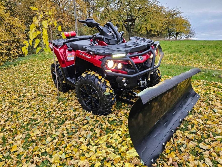 quad can-am outlander