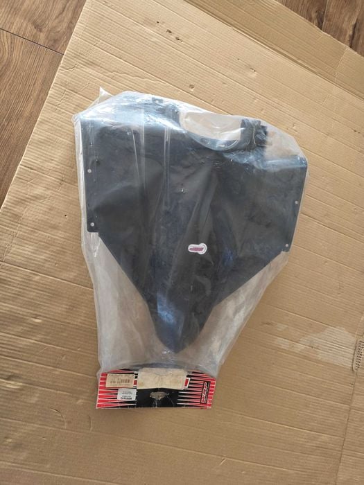 Owiewka błotnik plastik wypełnienie Yamaha YFZ 450 nadkole nowe
