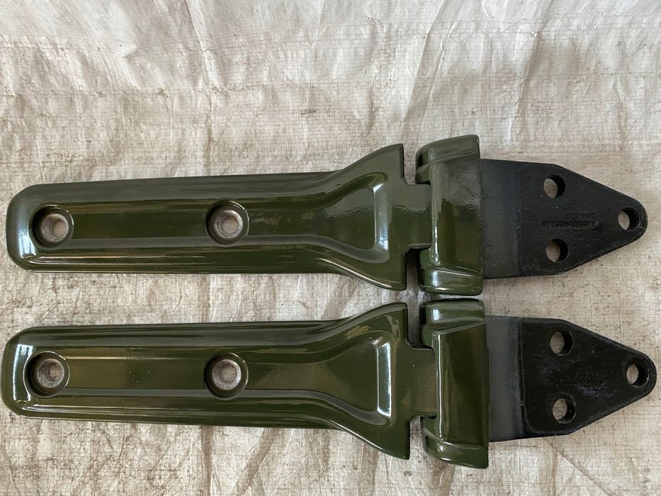 zawiasy tylnej klapy jeep wrangler jl aa1383-p001ar oryginał od 2018