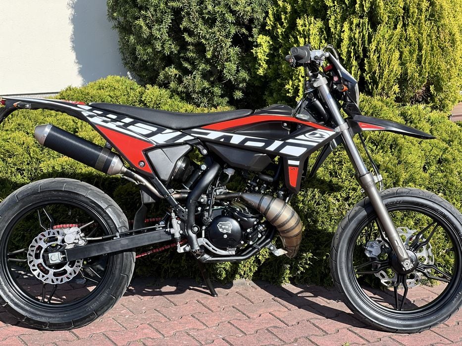 Beta RR 50cc 2022r nowy model DOINWESTOWANA LeoVince Top