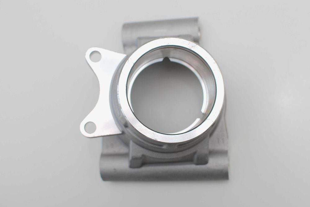 Polaris RANGER / RZR Zwrotnica tylna tył obudowa łożyska prawa