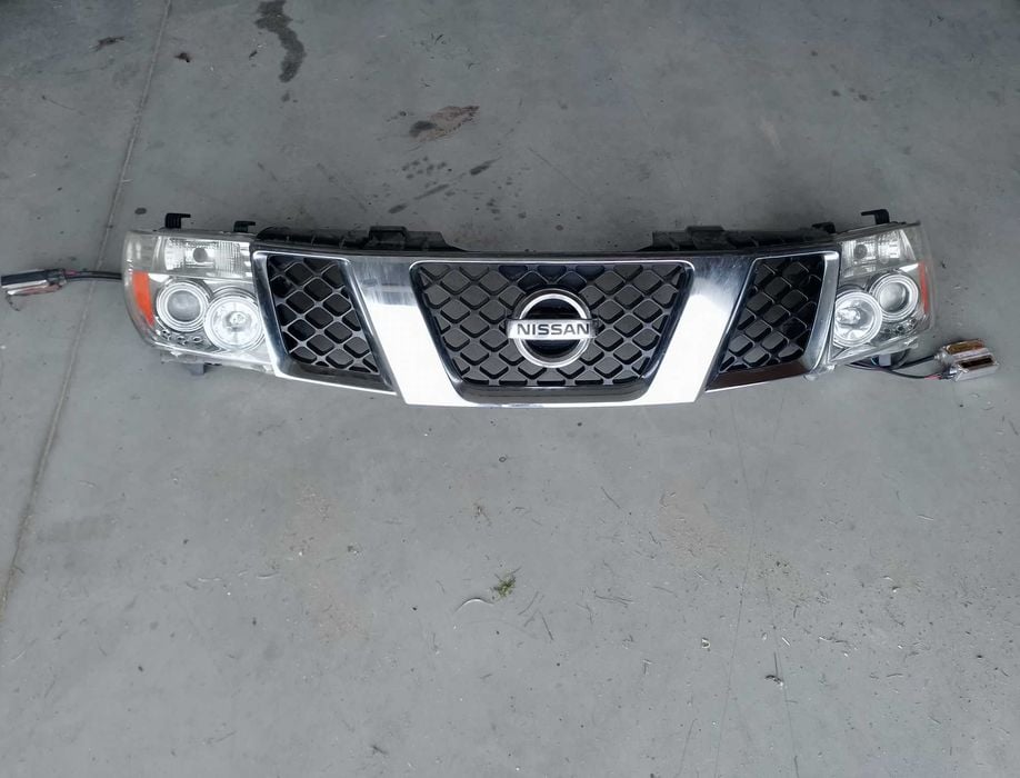 Lampy przednie nissan navara, atrapa grilla oryginał