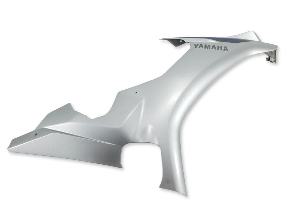 OWIEWKA BOK BOCZNA PRAWA YAMAHA YZF-R1M RN32 15-20 U-11 2CR-2835V-00