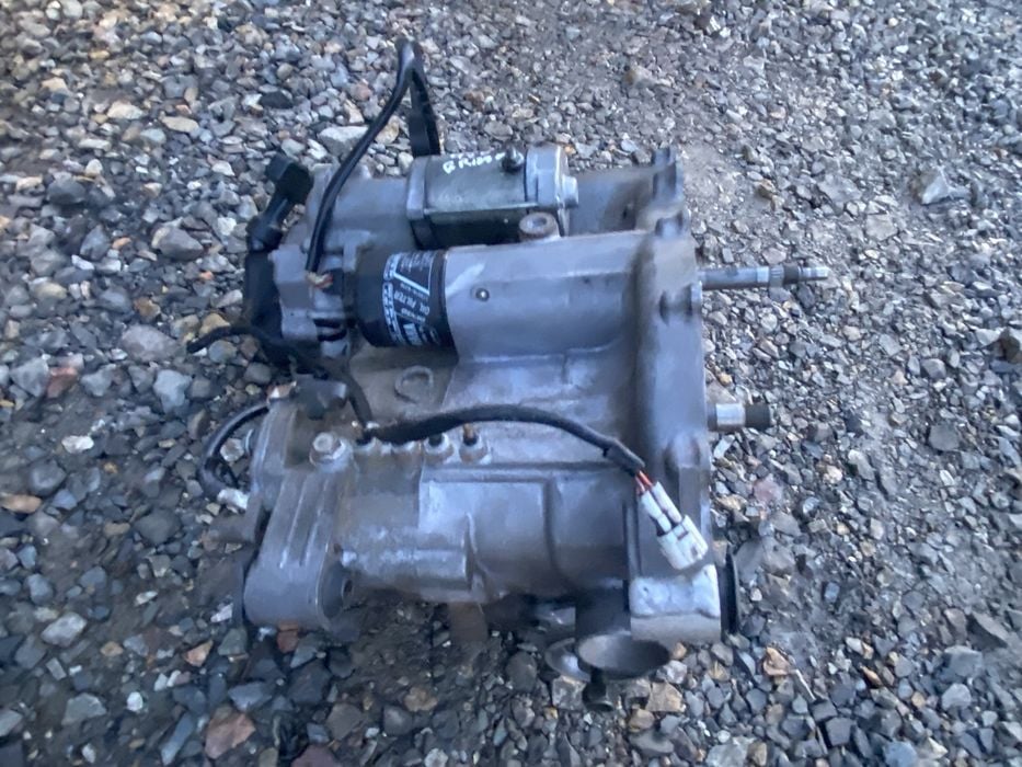 Silnik grizzly 450 kodiak 450 skrzynia wał cylider głowica magneto