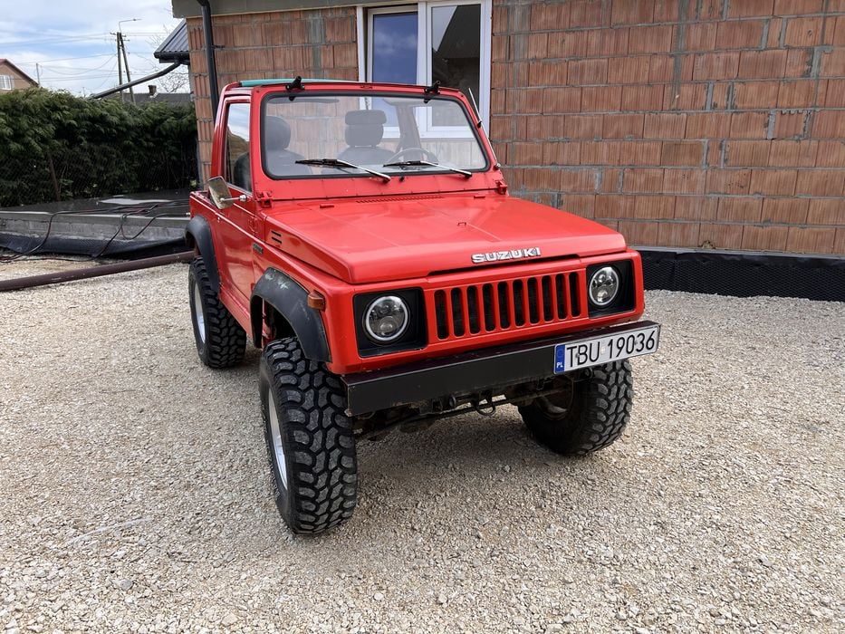 Suzuki samurai na sprezynach wspomaganie