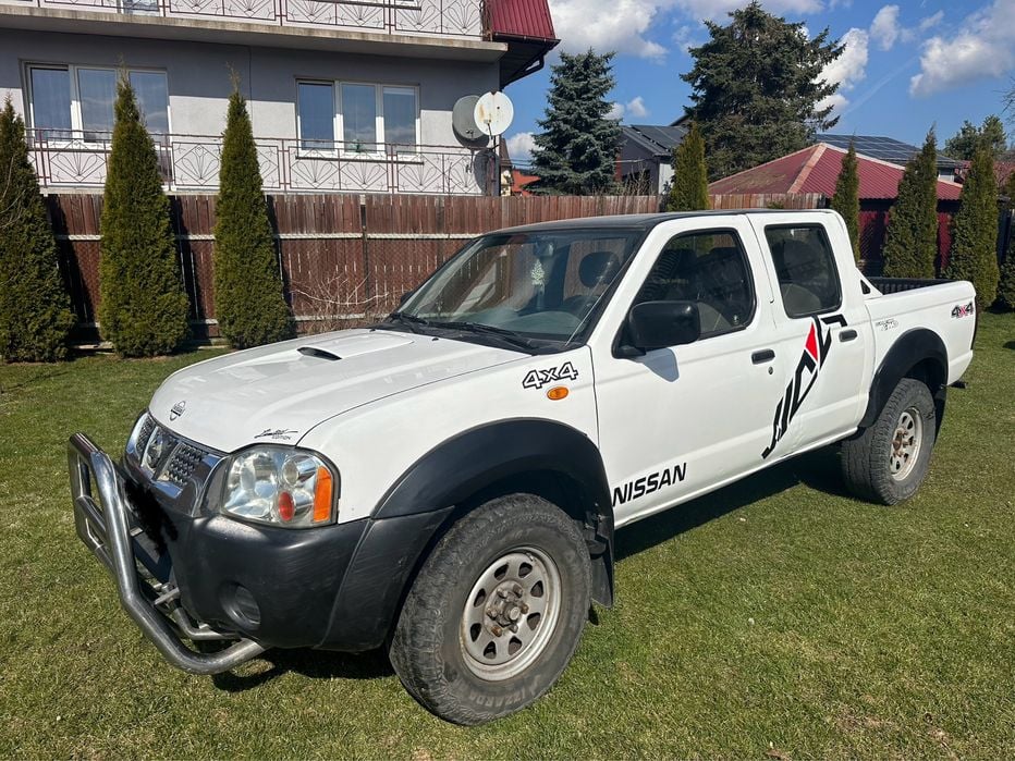Zdrowy Nissan Navara 2.5 TDI 2007r 4x4 reduktor klimatyzacja