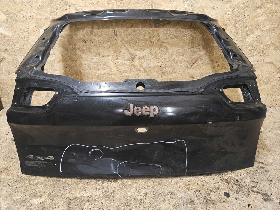 Klapa tył Jeep Cherokee KL 13-18r