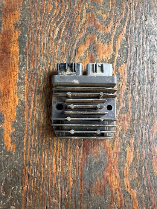 regulator napiecia pradu cewki BRP can am can-am outlander renegade