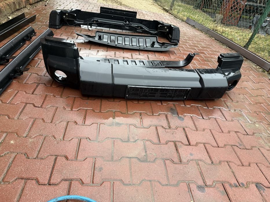 Przedni i tylny zderzak jeeb wrangler shara 2014