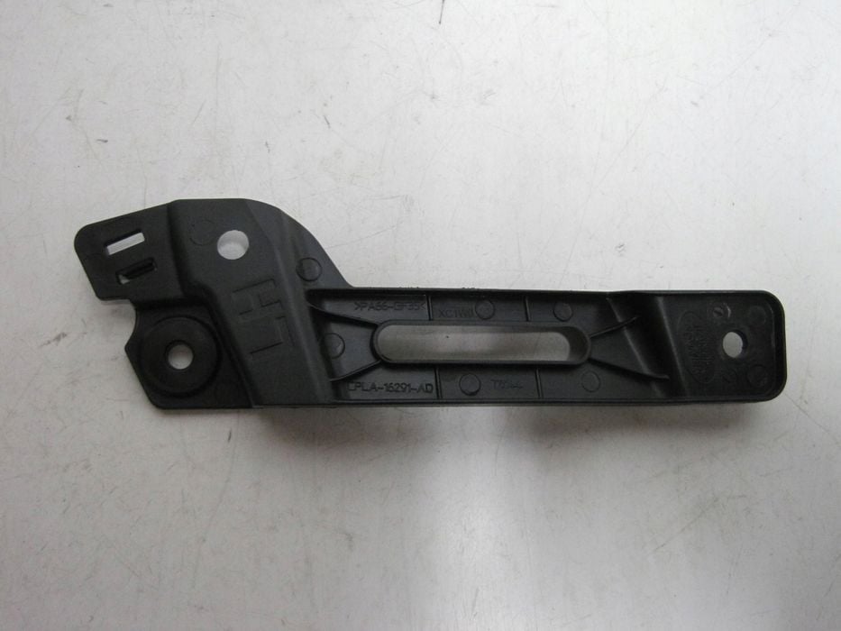 MOCOWANIE BŁOTNIKA PRZÓD LAND ROVER DISCOVERY 4 - LR4 CPLA-16291-AD