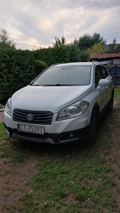 Suzuki SX Cross 2013