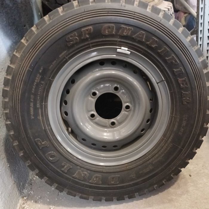 Koło+opona Dunlop SP Qualifier 225X95R16C