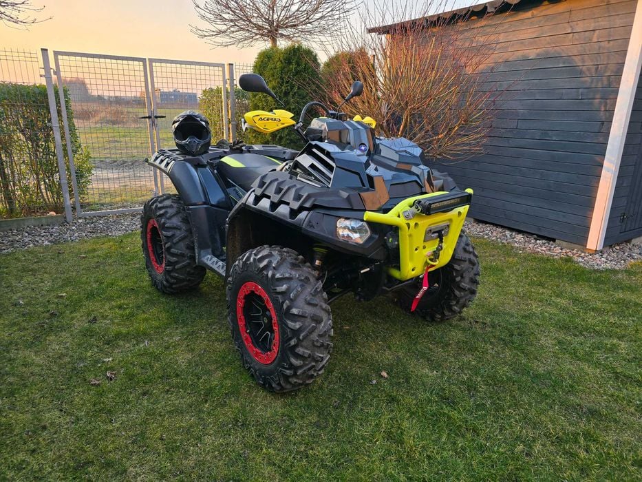 Polaris Sportsman Polaris Sportsman XP 1000 high lifter