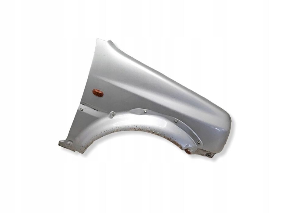 Suzuki Jimny III Błotnik Prawy Przód