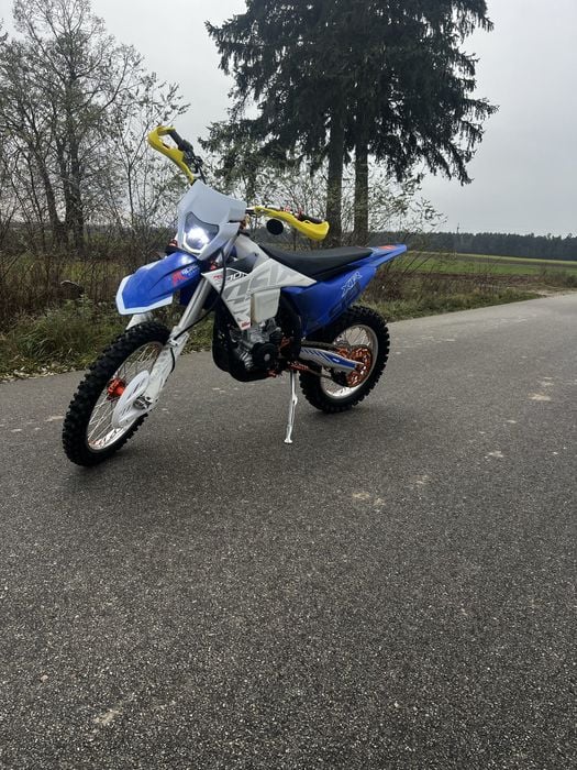 Cross Asix xr 99 300cc