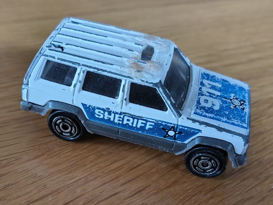 Majorette Jeep Cherokee