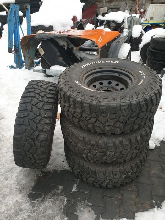 Koła Opony 35x12.5 r16 5 sztuk Discovery felgi 6x139.7 STT PRO nissan patrol 315/75r16