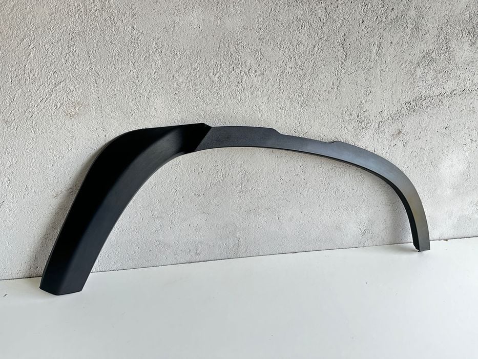 Land Rover Defender L663 20-  Listwa Błotnika Lewa Tył L8B2-290E23-AX