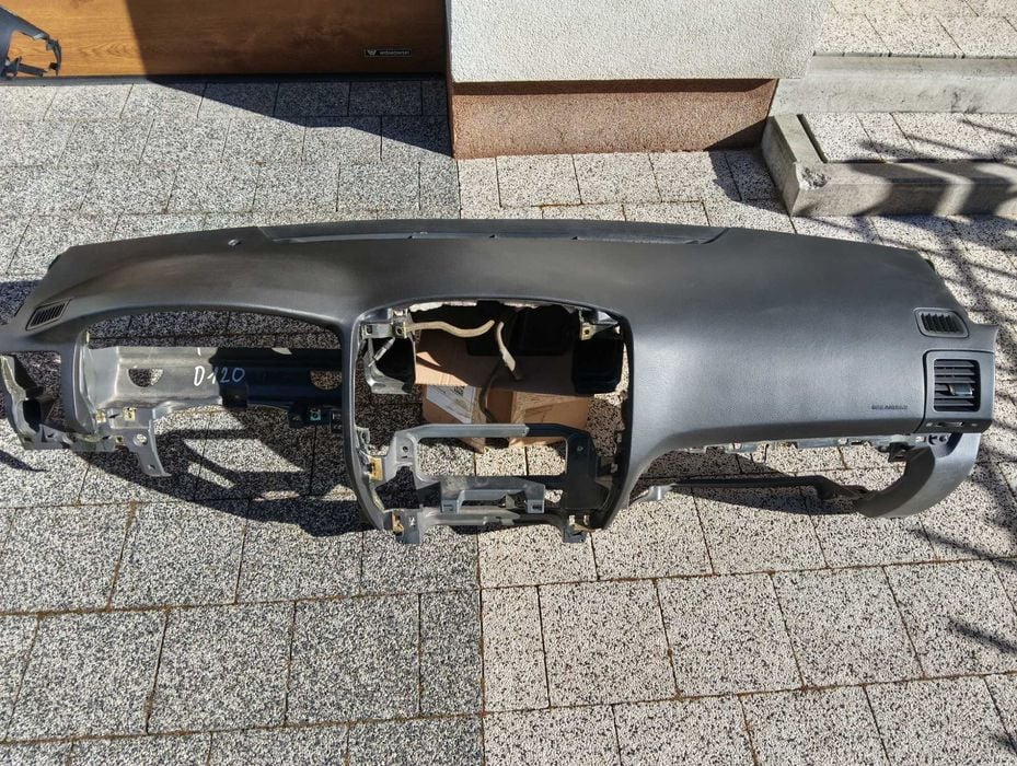 Toyota Land Cruiser 120 konsola deska rozdzielcza kokpit panel