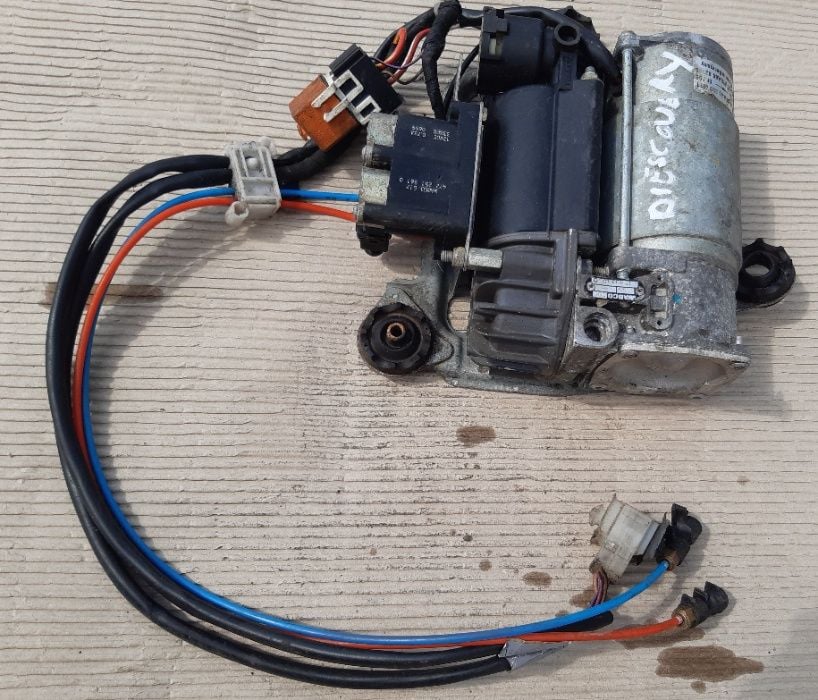 Pompka pneumatyczna zawieszenia Land Rover Discovery