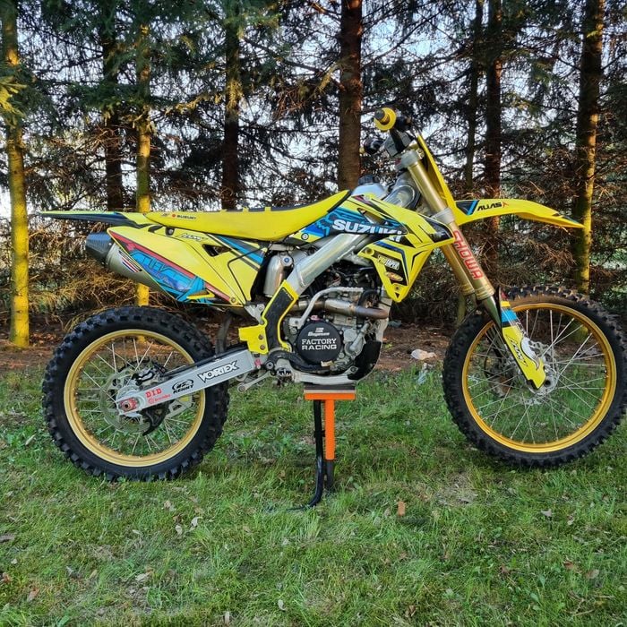 Suzuki RMZ 250 HGS Zamiana