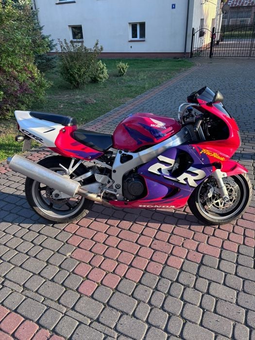 Honda CBR 900RR FireBlade