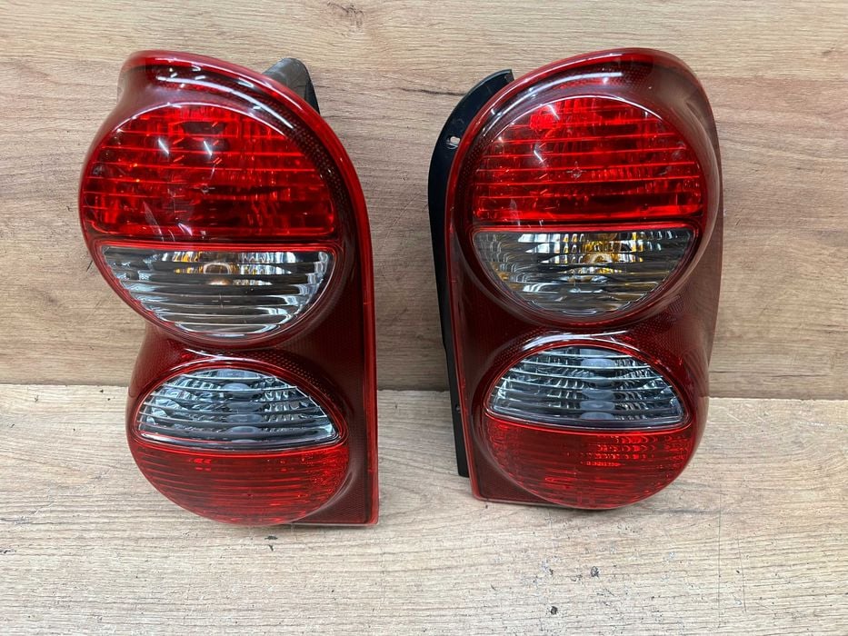 Lampa/reflektor tylny lewy prawy Jeep Grand Cherokee