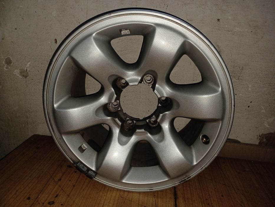 Nissan  Patrol felga aluminiowa 16
