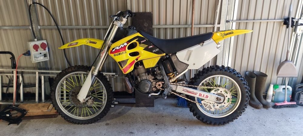 Suzuki RM 250 2t
