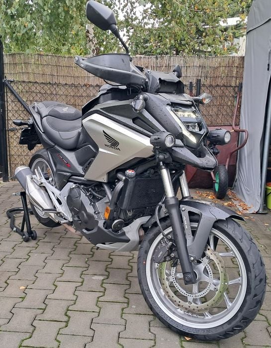 Honda NC750X - uszkodzony