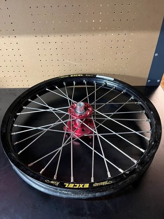 Talon Excel nowe przednie koło Yamaha YZ85 98>16