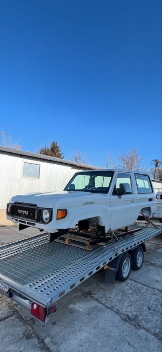 Toyota land cruiser GRJ HZJ 71 karoseria