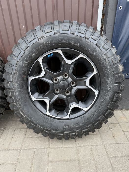 Koła Jeep Wrangler Rubicon Renegate | 5x127 ET44 | 255/75R17 | MOPAR