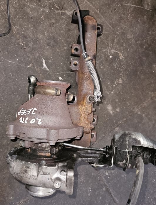 Jeep Cherokee KL 2.0 turbosprężarka turbina