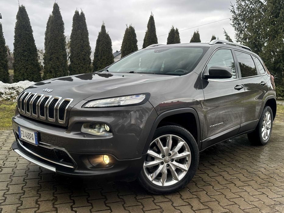 JEEP CHEROKEE LIMITED 2.0D 140PS 4x4 Bi-Xenon Panorama LED Kamera DvD