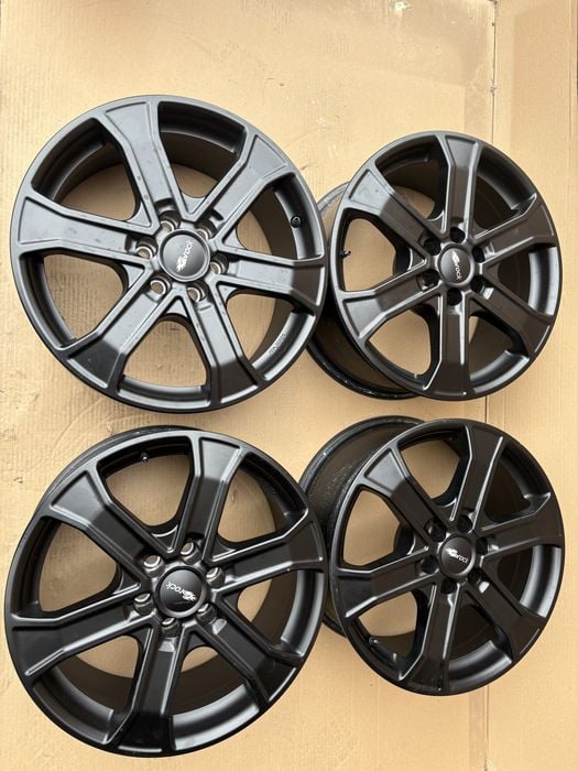 6x114,3 NISSAN NAVARA 8Jx18 ET45 66,1 felgi aluminiowe Pathfinder czujniki TPMS