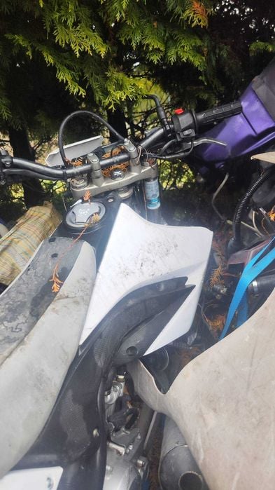 Yamaha wr 125 części kierownica siodło zbiornik koło wtrysk napęd kierownica lagi półka stacyjka zamki zębatki iskrownik
