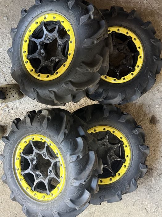 Kola 14 can am  rengade outlander