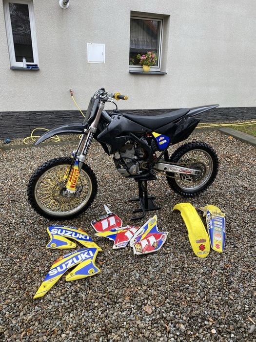 Suzuki rmz 250.