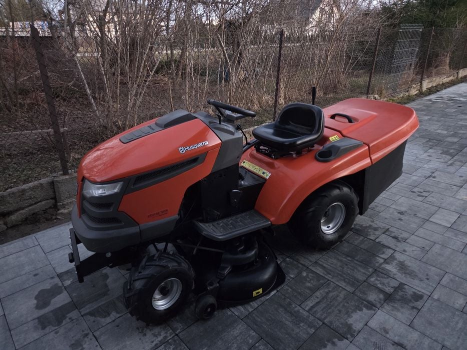 Traktorek kosiarka Husqvarna