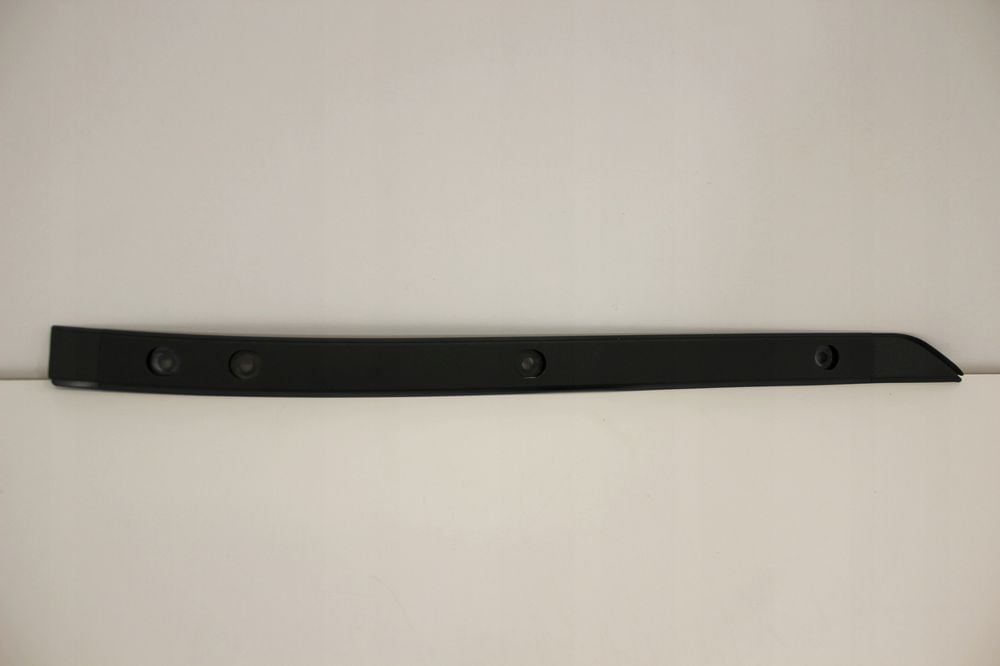 listwa dachu prawa land rover defender ii l663