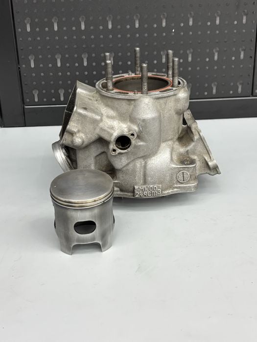 Cylinder+ Tłok YAMAHA YZ250 R 99-25