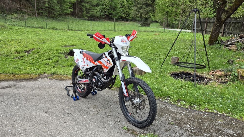 Motocykl Beta RR 125 4T Enduro 2016r kat. B/A1
