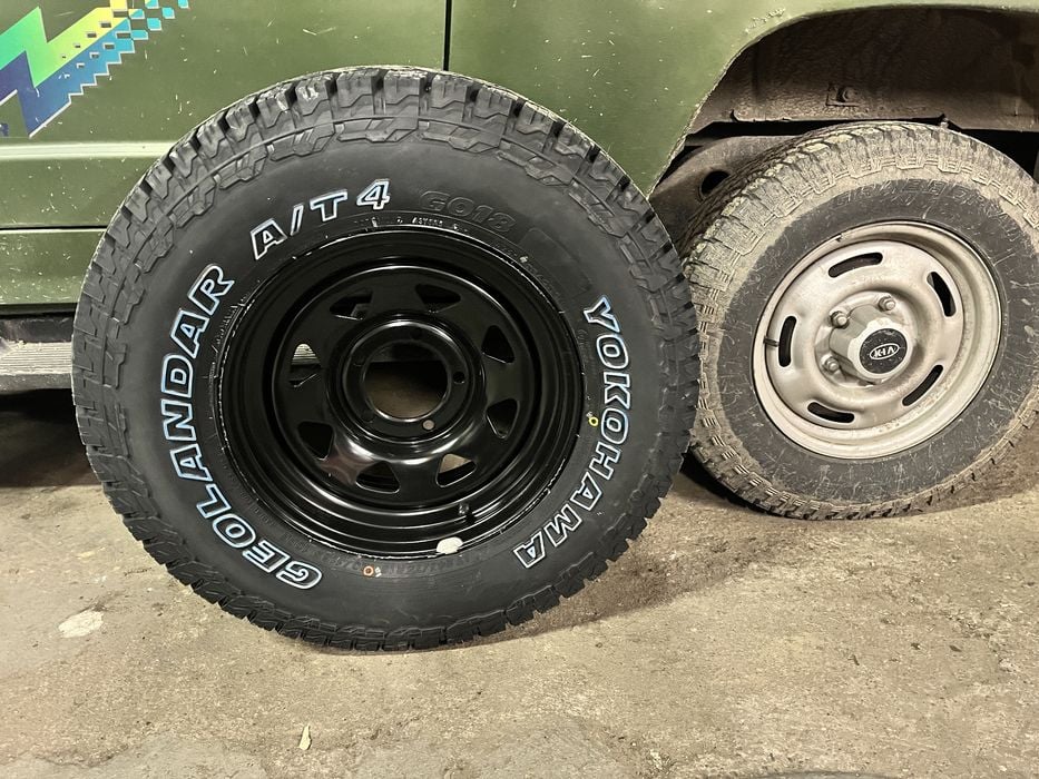 Yokohama Geolandar A/T4 G018 245/75R16 Felgi stalowe 5x139,7 7" ET +10