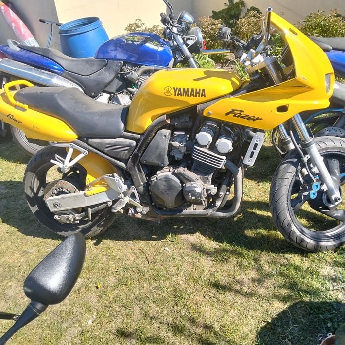 Yamaha yzf 600 Fazer fzs 600 98-03 lagi lampa czacha błotnik kolektor chłodnica bak moduł instalacja felgi tarcze wahacz silnik gaźniki licznik set