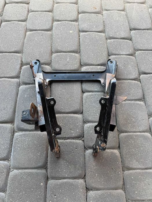 wspornik stelaz ram tyl mocowanie BRP can am can-am outlander renegade