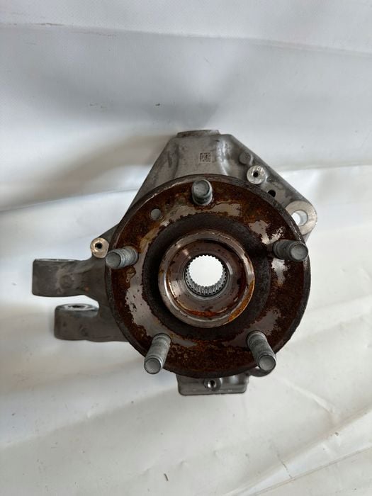 zwrotnica prawa jeep wrangler jl 10017691