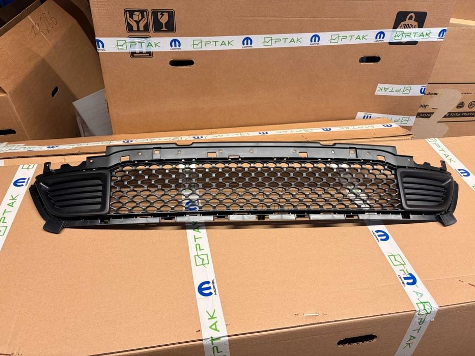 Dolny grill Jeep Cherokee KL 2019 do 2023 | ORYGINAŁ MOPAR |